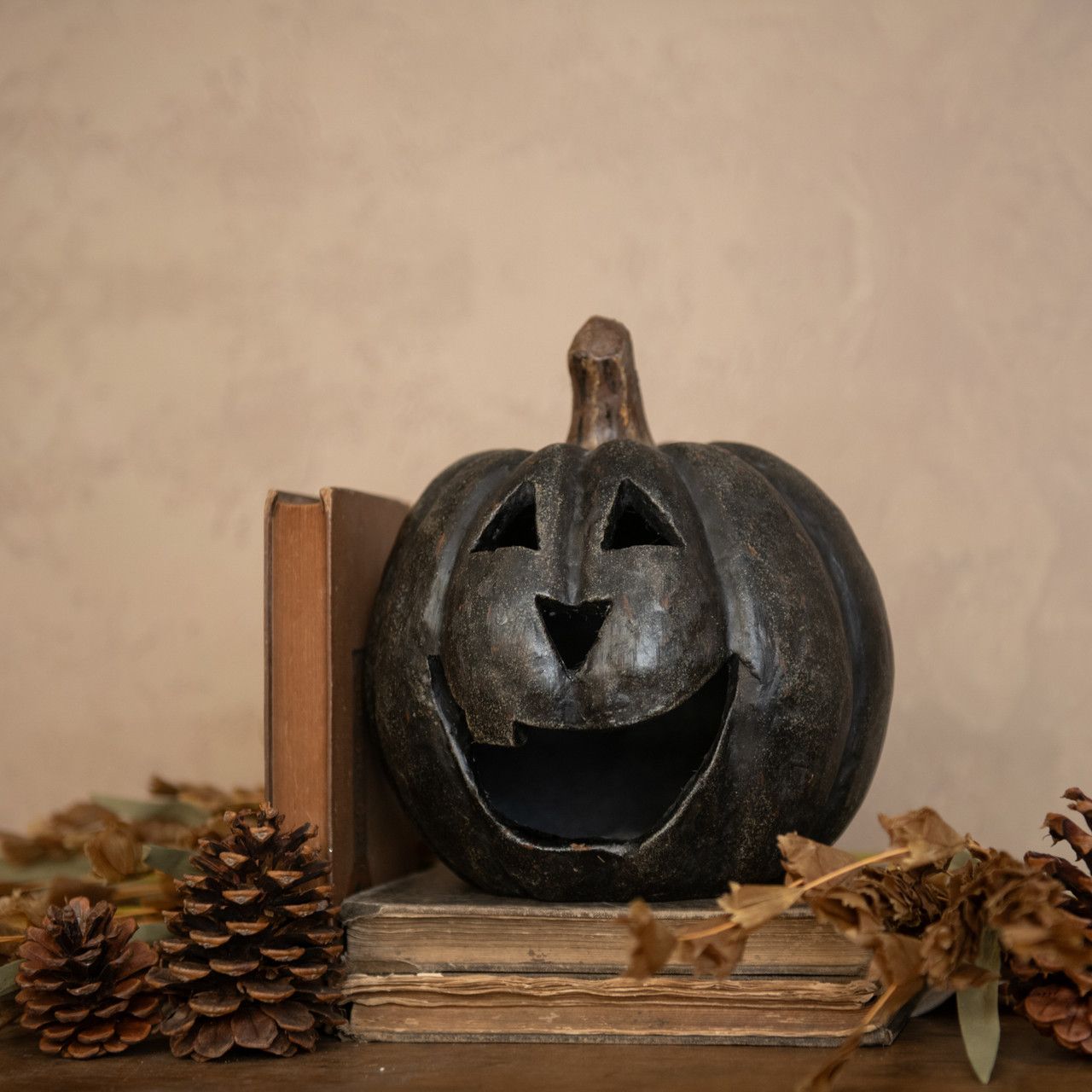 HWN 8" Black Big Mouth Pumpkin