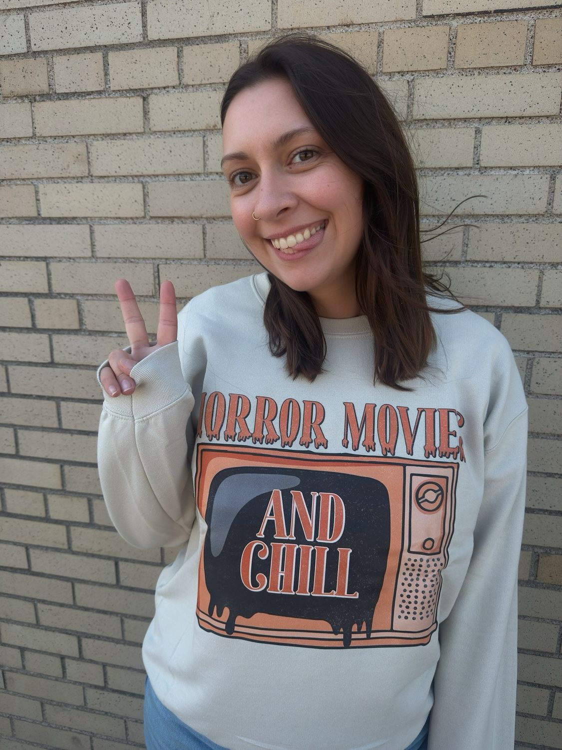 Sweatshirt Horror Movies & Chill