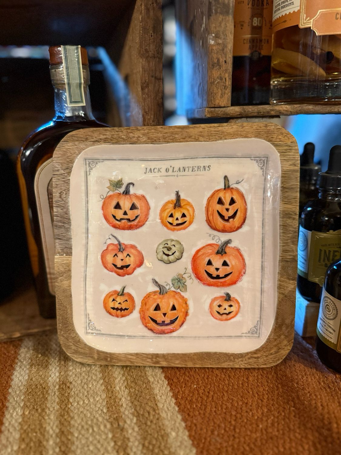 HWN 8" Enamel Wood Tray Jack O'Lantern