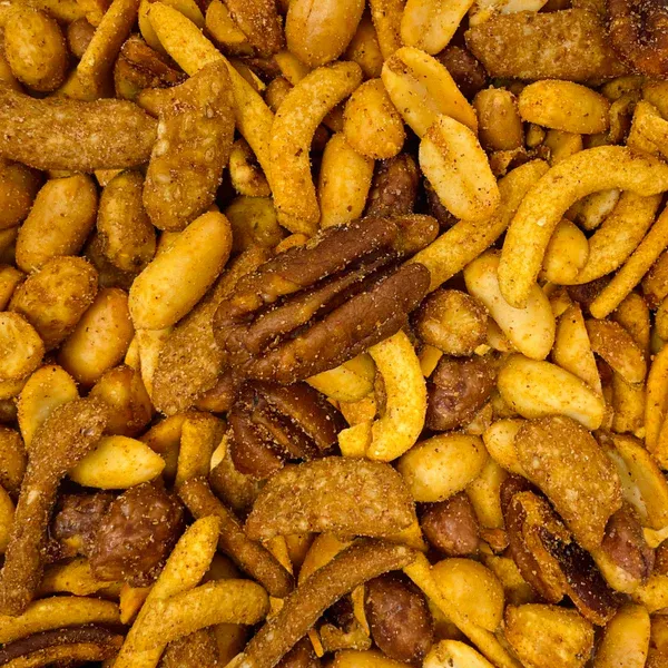 Peanuts Cocktail Crunch Mix