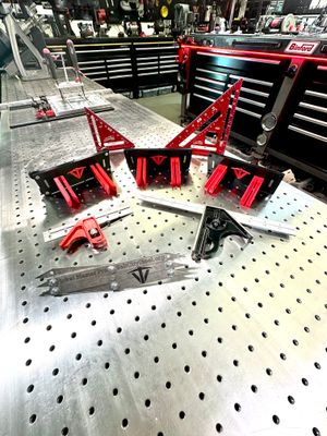 SQUARE MOUNTS