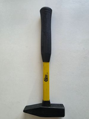 Schlosserhammer mit Fiberglasstiel 500g