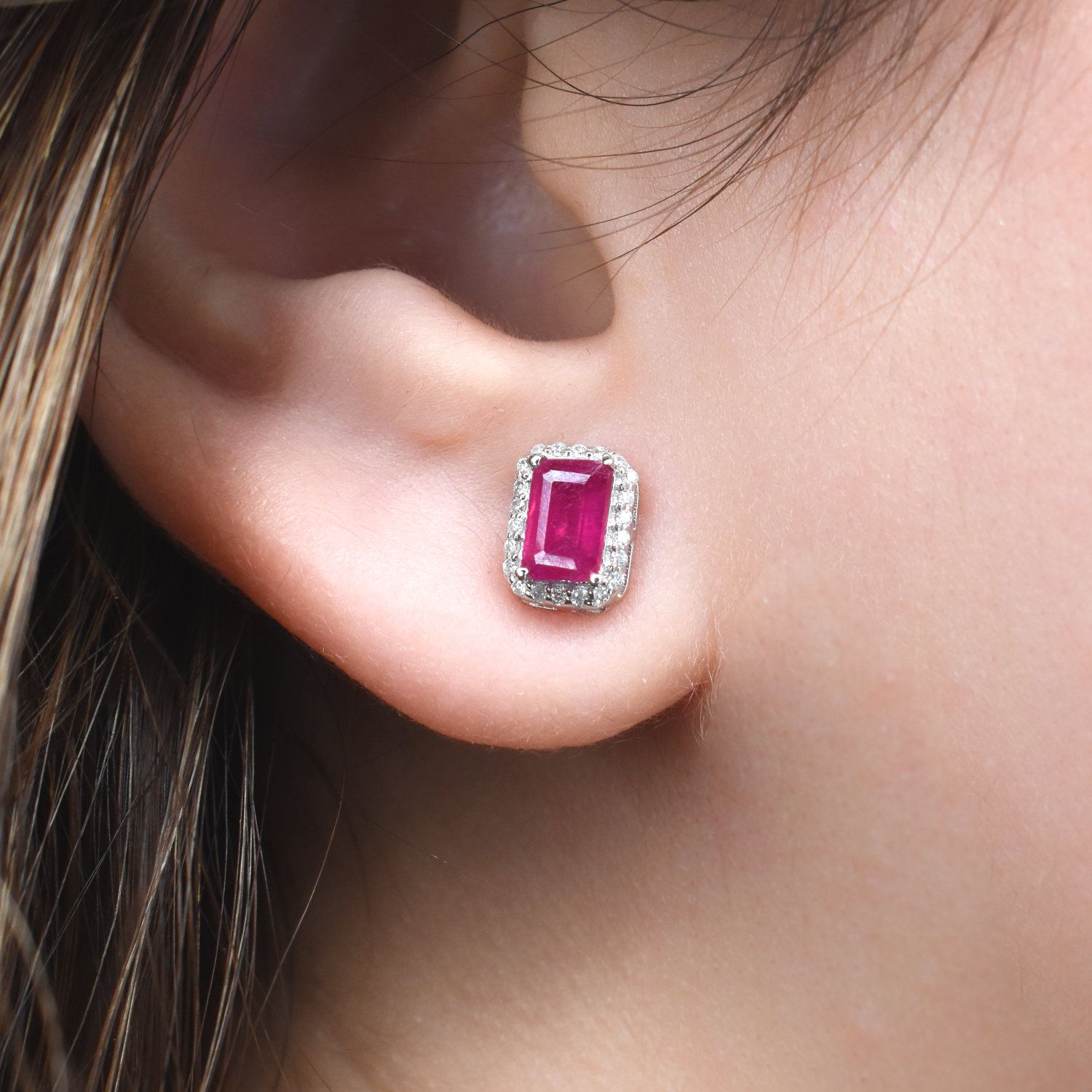 Aretes Rubíes y Diamantes
