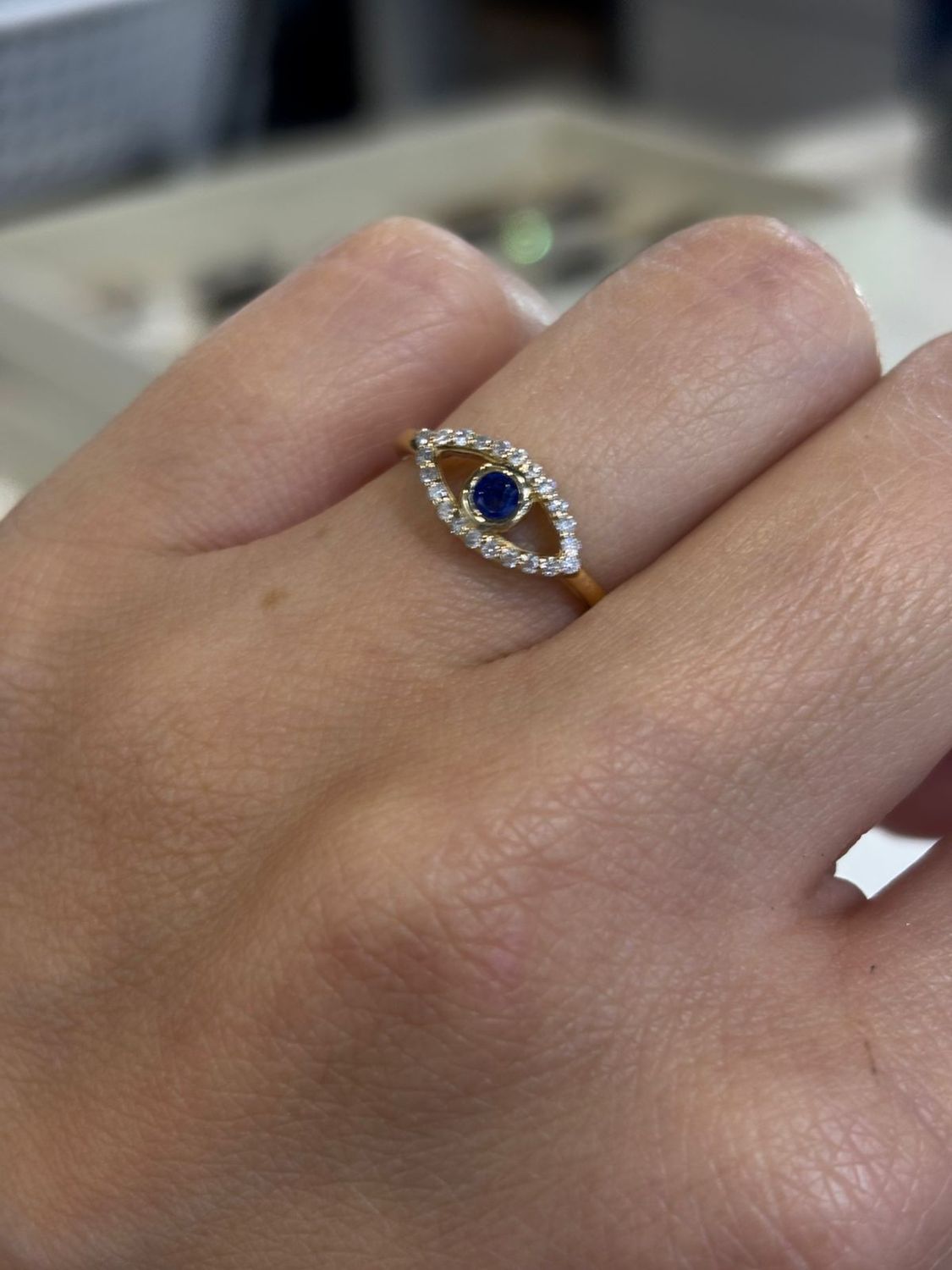Anillo Ojo