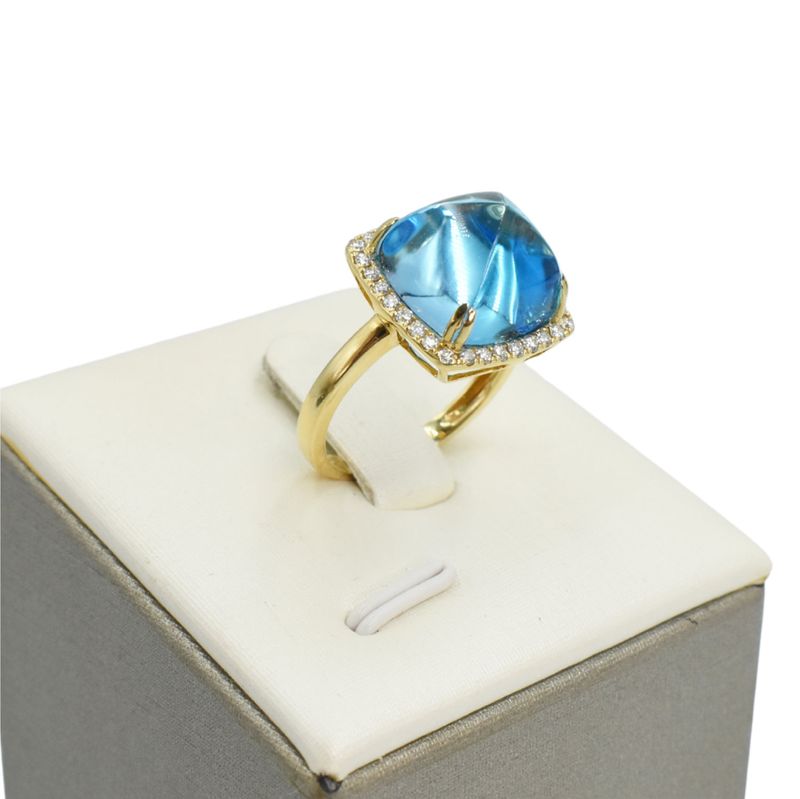 Anillo Topacio Suizo Azul y Diamantes