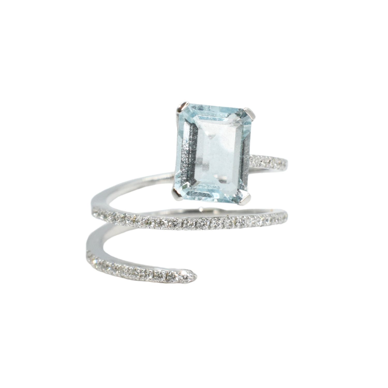​Anillo Aguamarina y Diamantes
