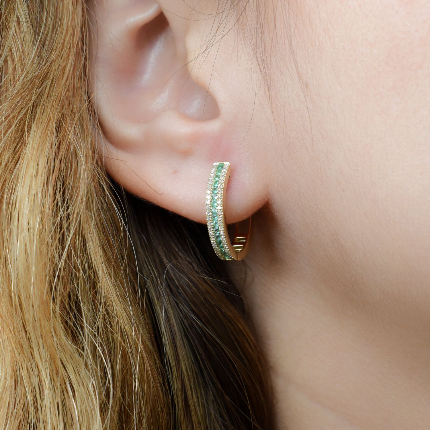 Aretes Esmeraldas y Diamantes