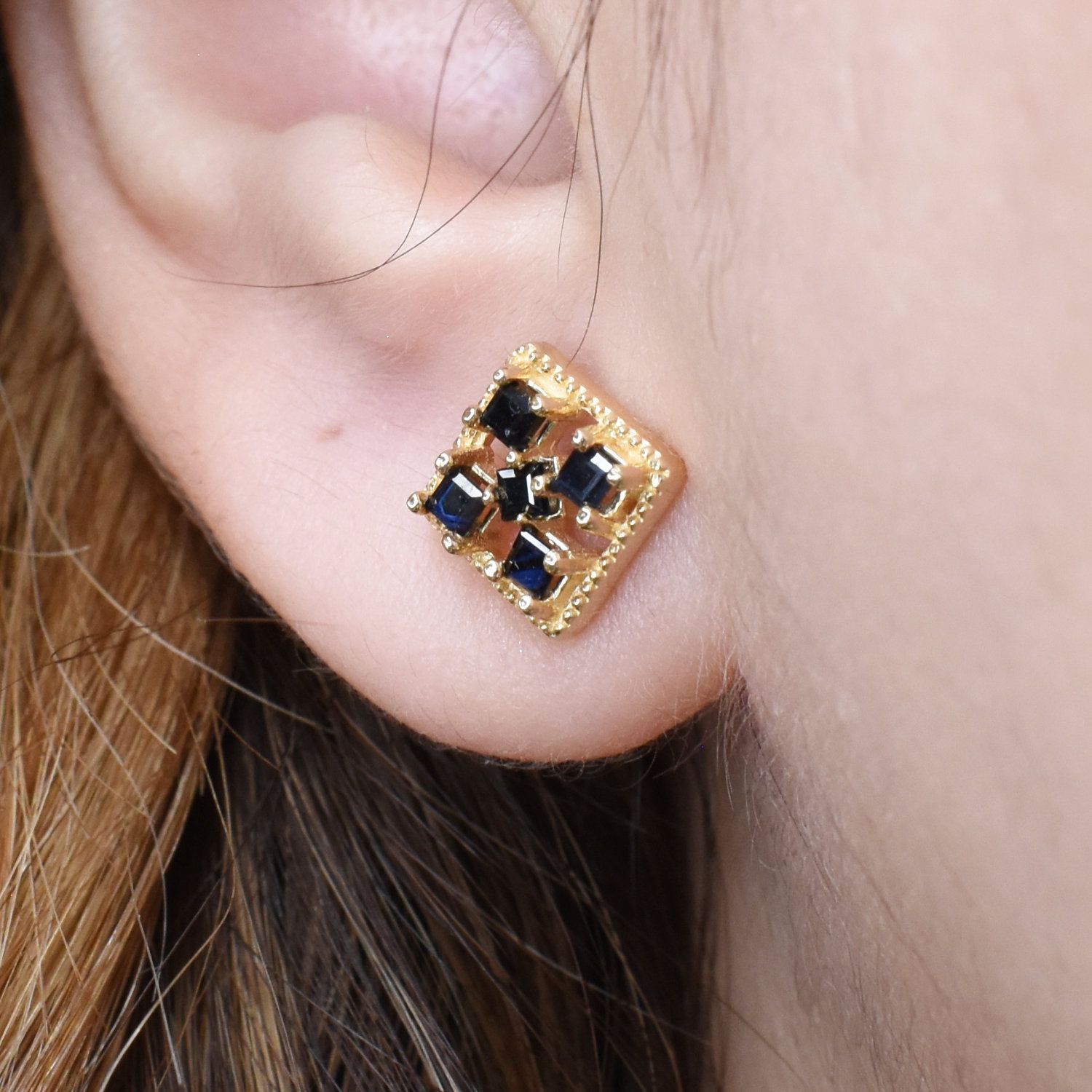 Aretes Zafiros