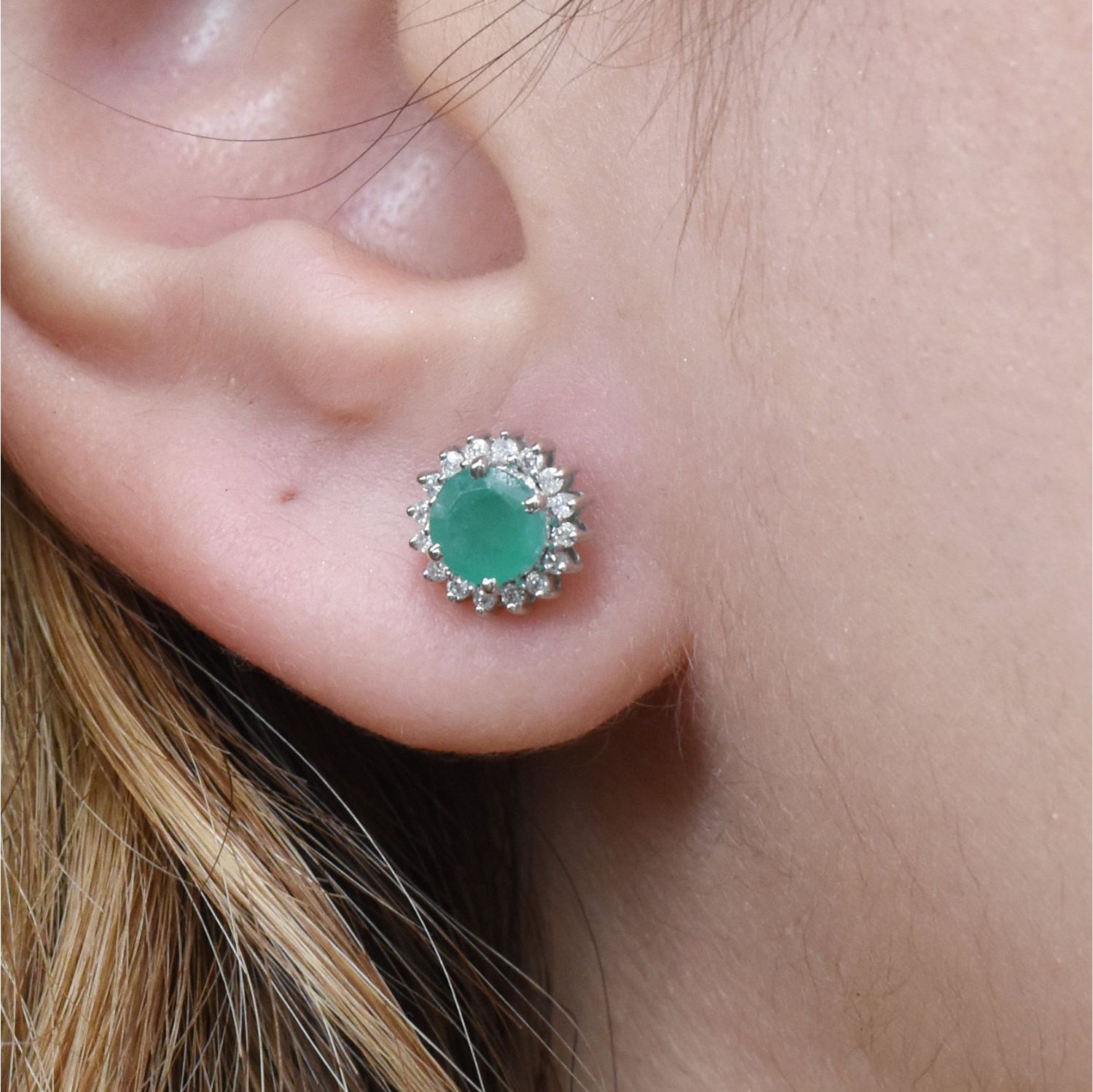 Aretes Esmeraldas y Diamantes