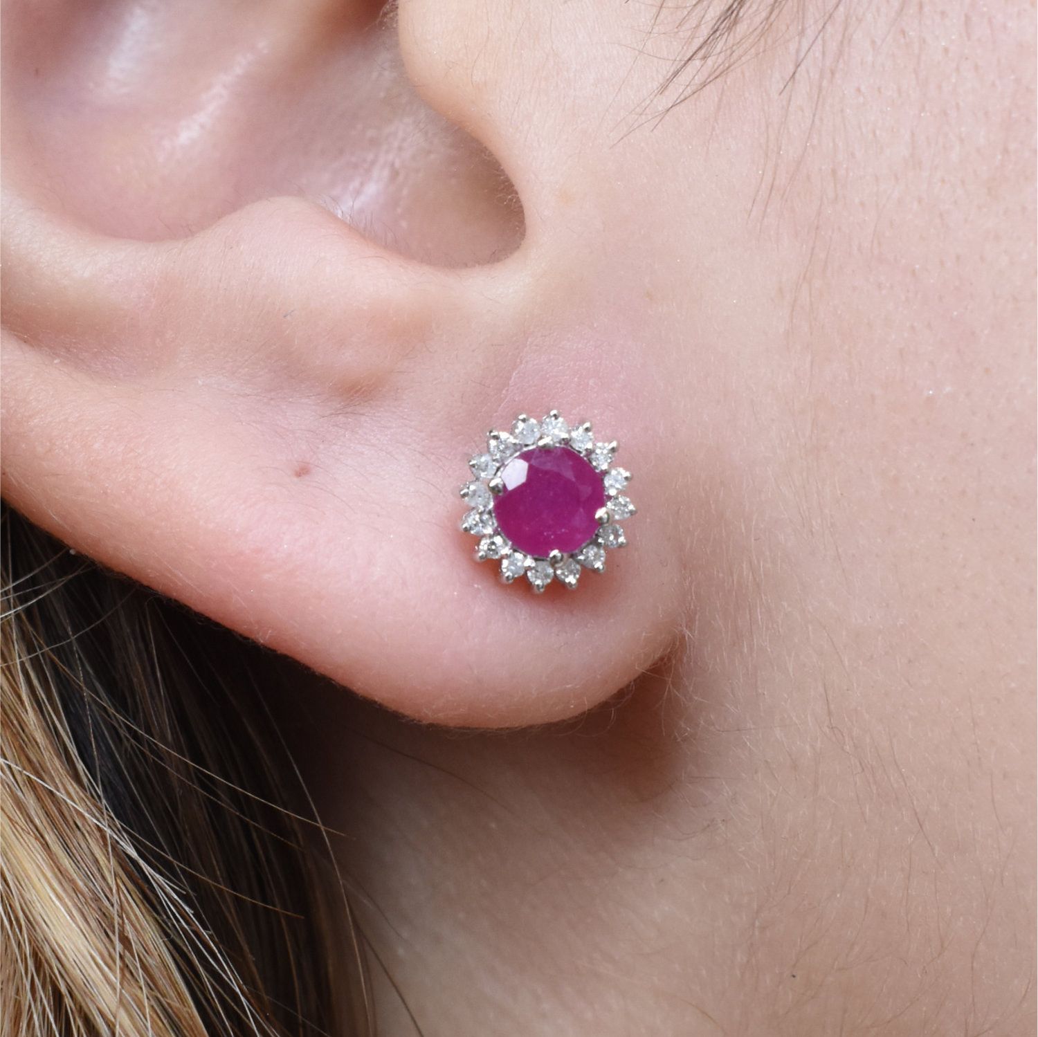 Aretes Rubíes y Diamantes