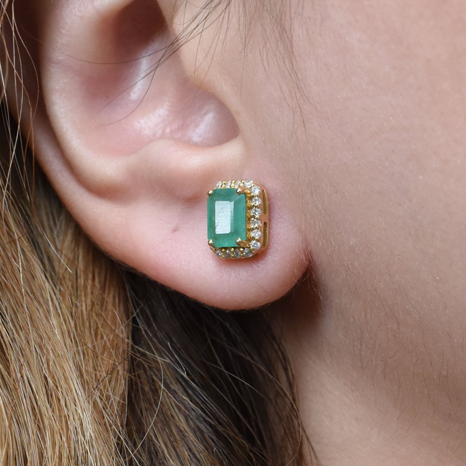 Aretes Esmeraldas y Diamantes