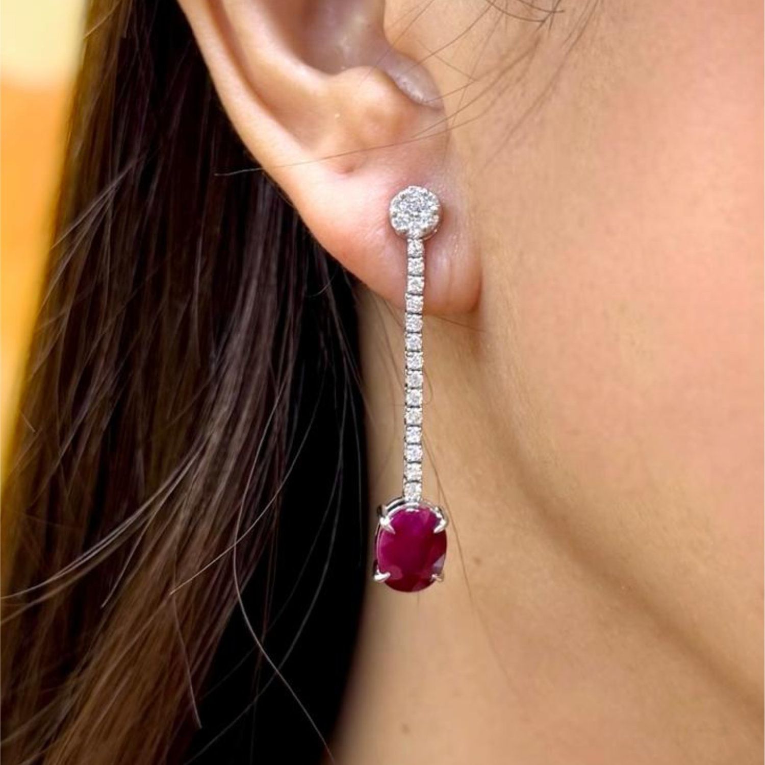 Aretes Largos Rubíes y Diamantes