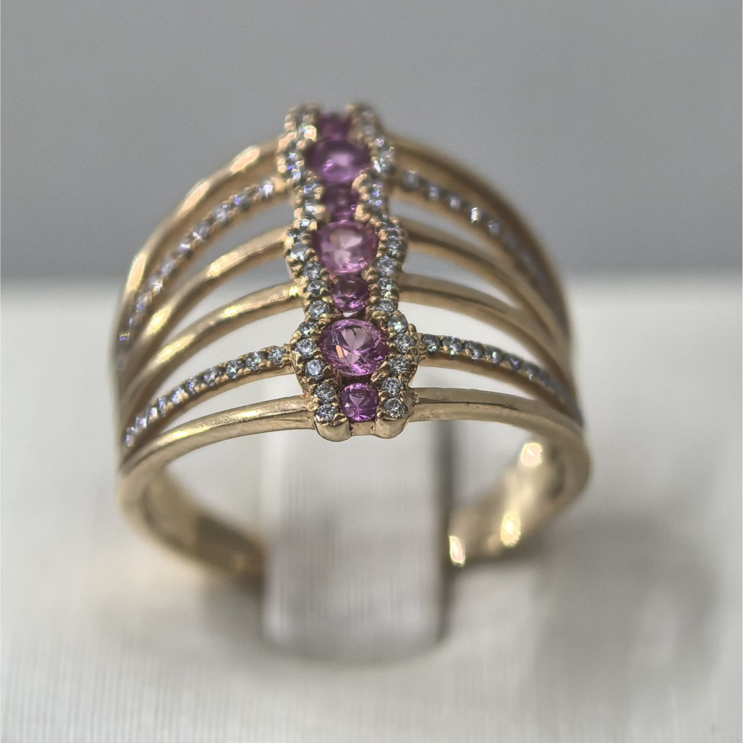 Anillo Zafiros Rosas y Diamantes