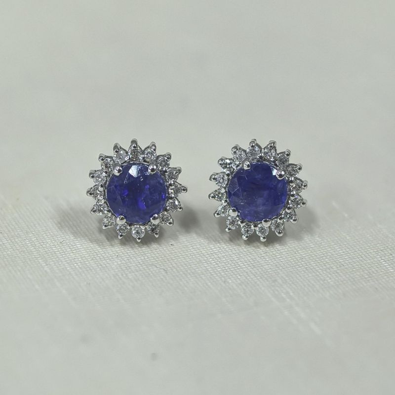 Aretes Zafiros Azules y Diamantes