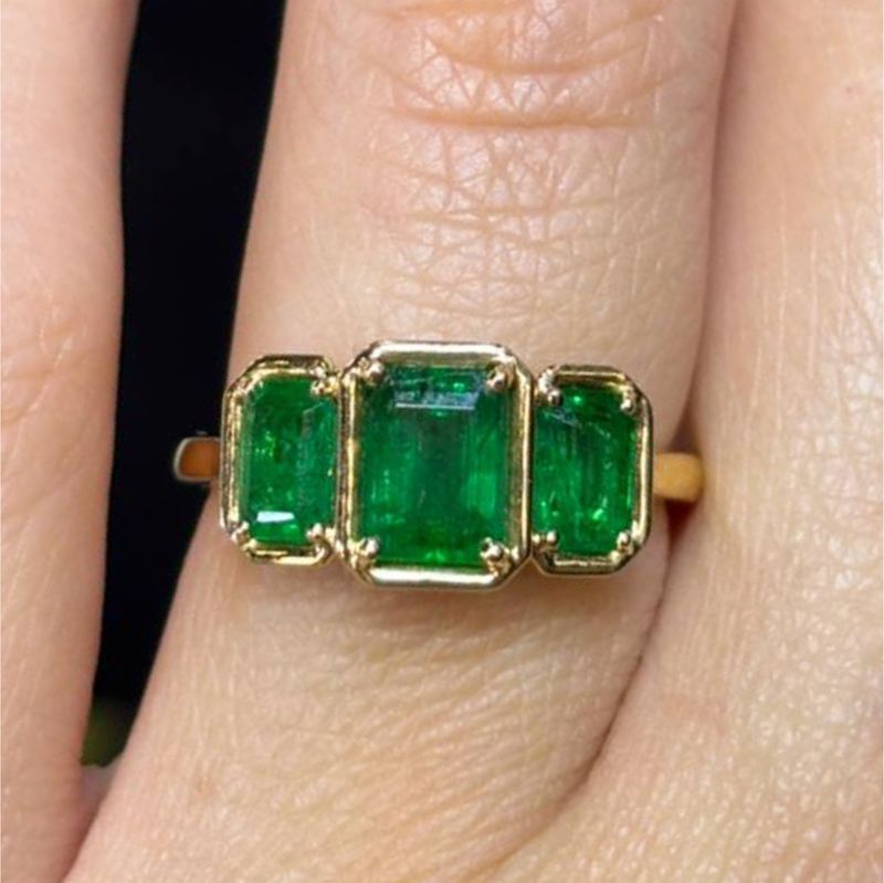 ​Anillo Esmeraldas