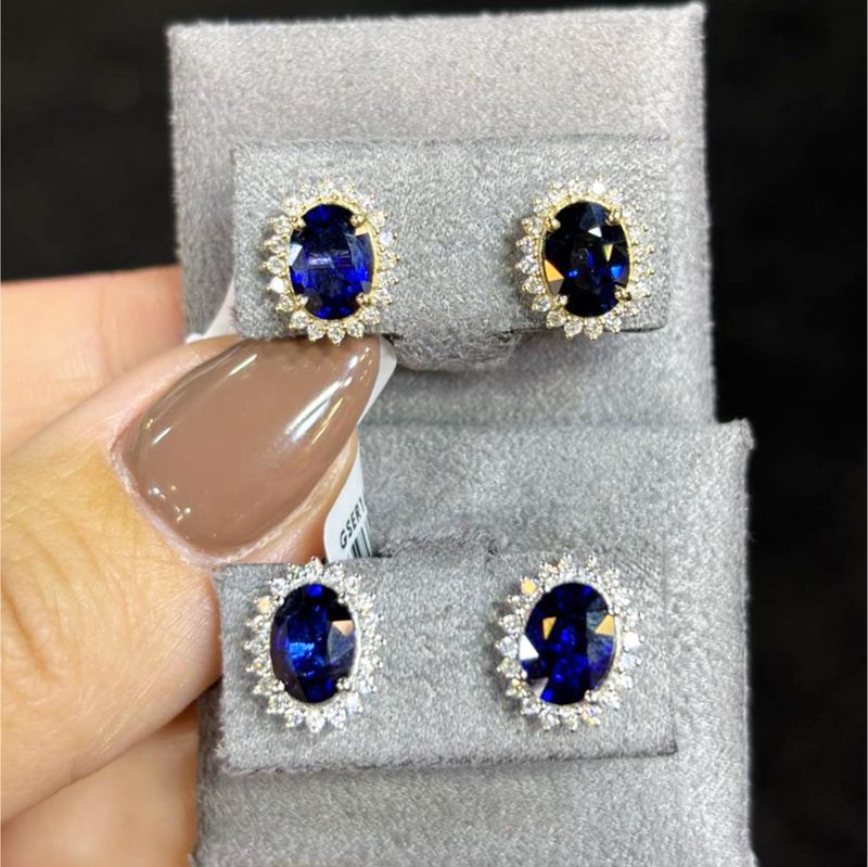 ​Aretes Zafiros y Diamantes