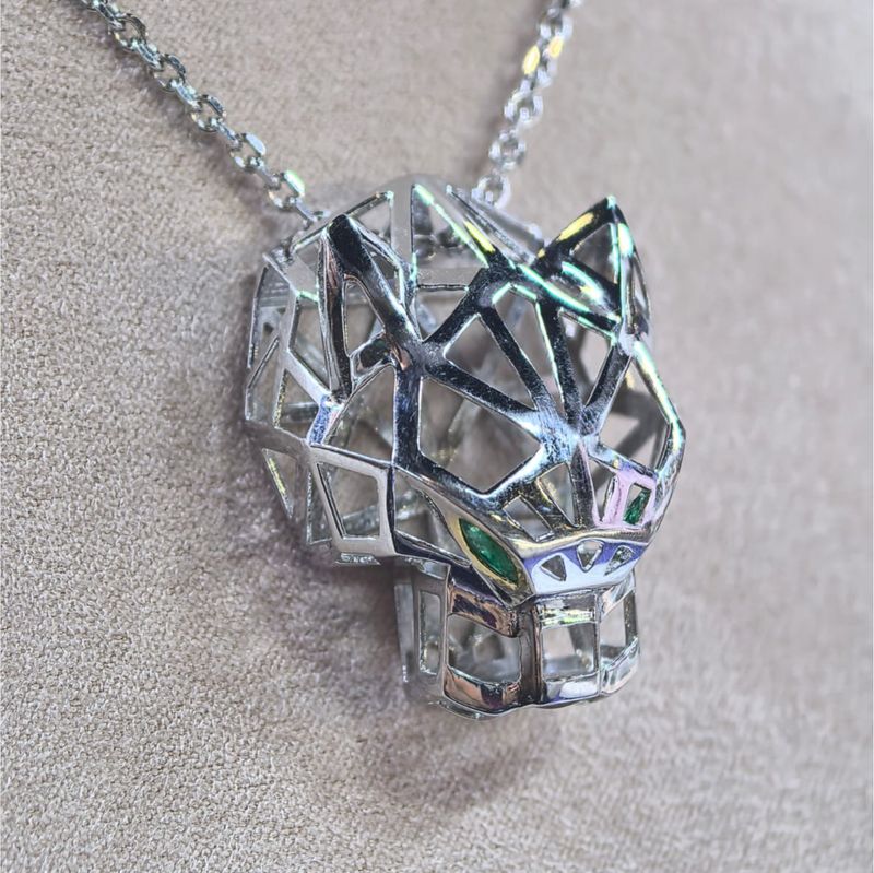 ​Collar Pantera con Ojos de Esmeralda