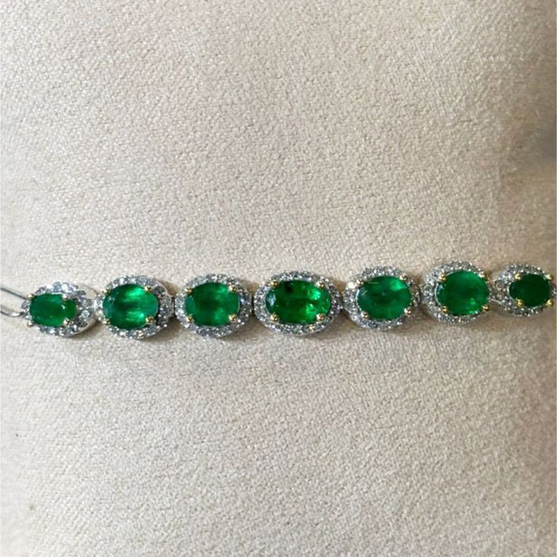 ​Pulsera Esmeraldas, Zafiros o Rubíes y Diamantes