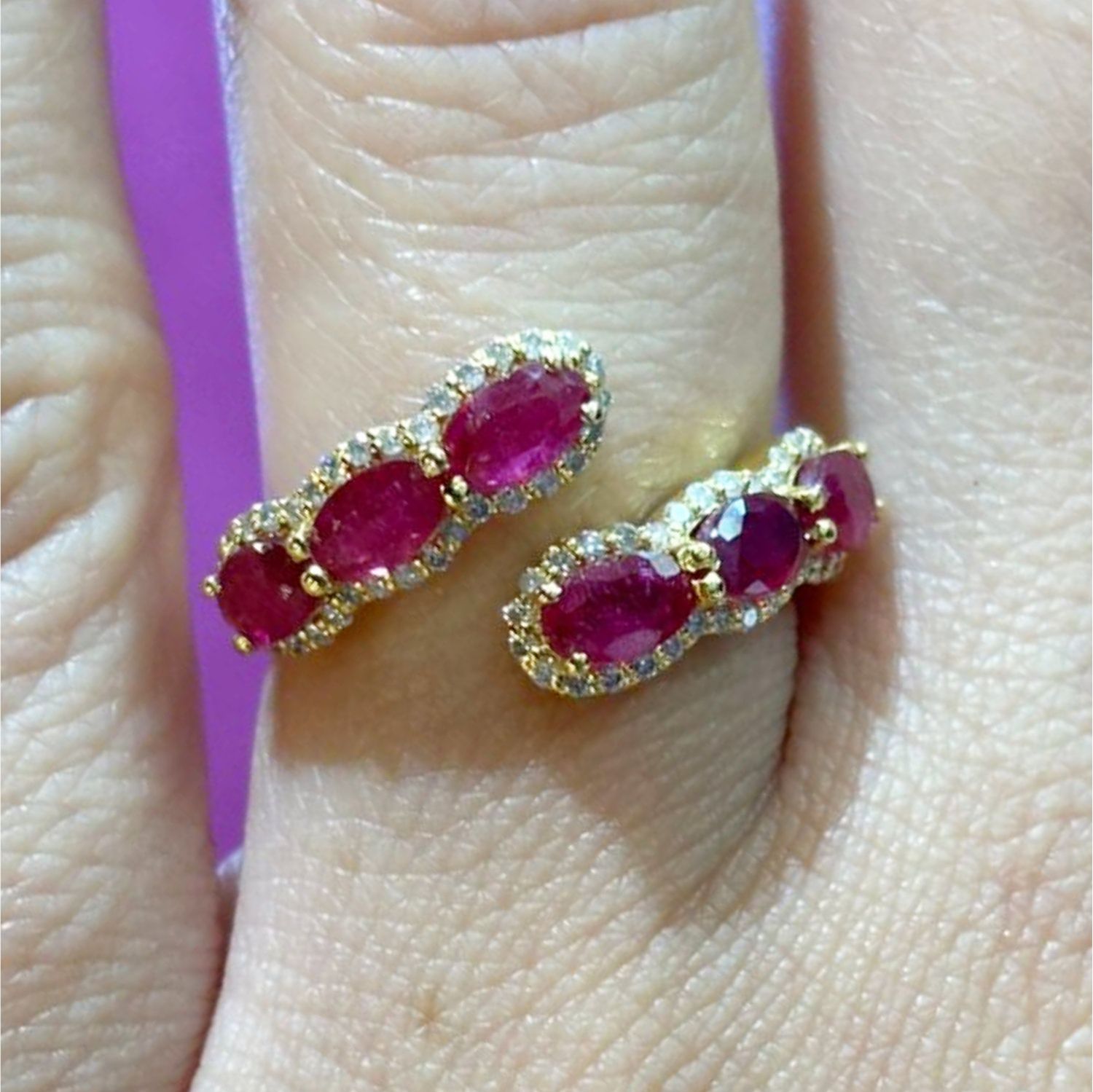 ​Anilo Rubíes y Diamantes