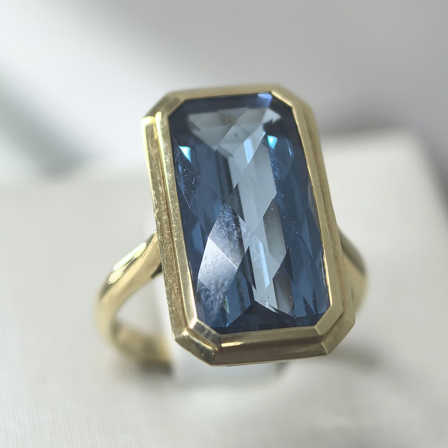 Anillo Topacio London Blue