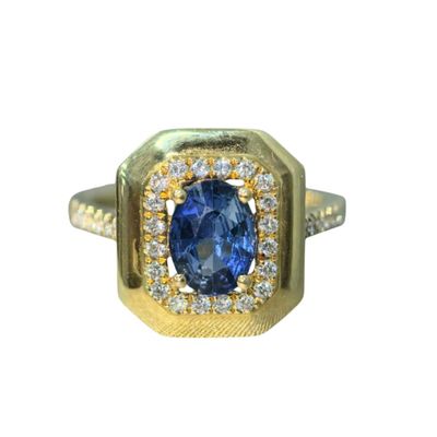 ​Anillo Zafiro y Diamantes