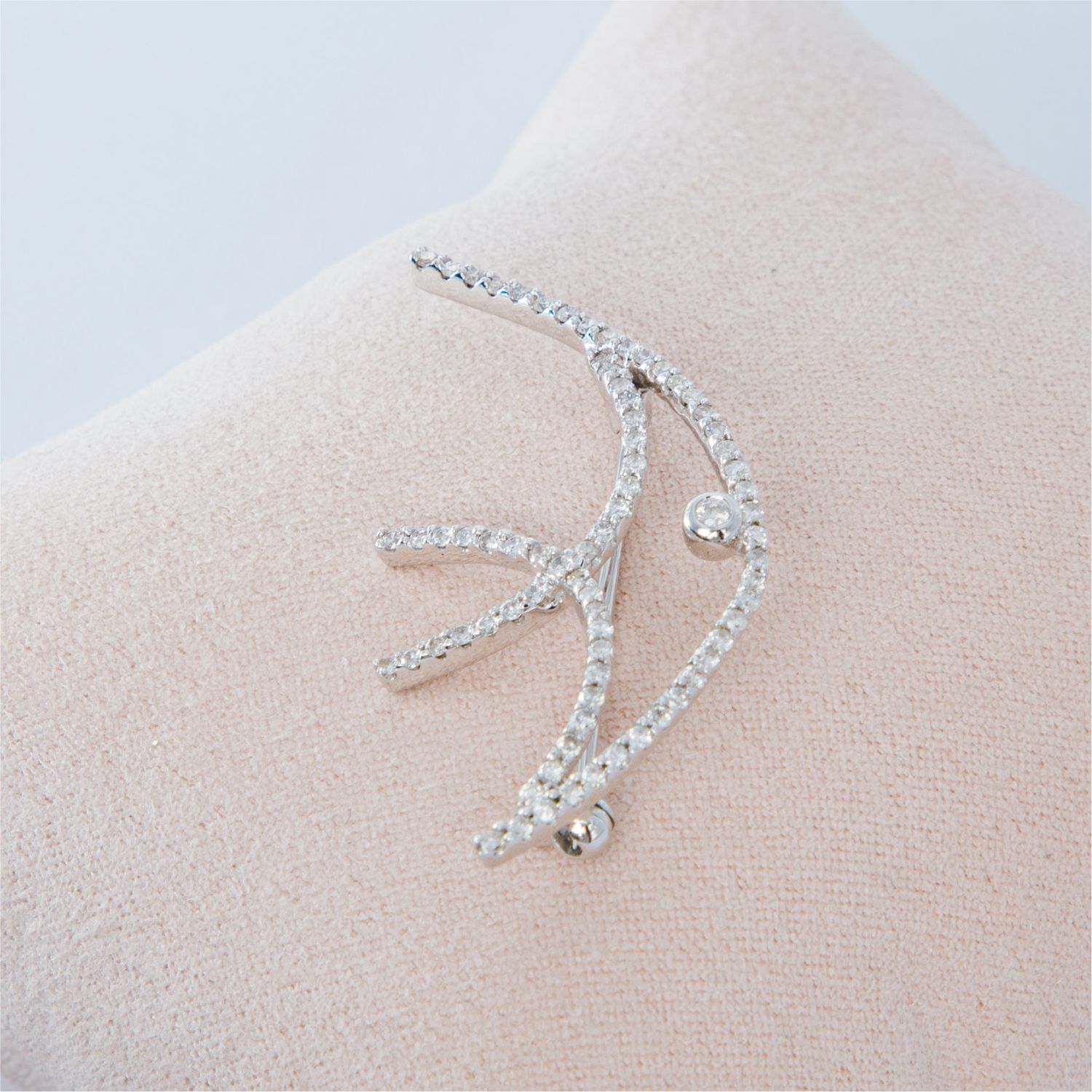 Prendedor Pez Diamantes