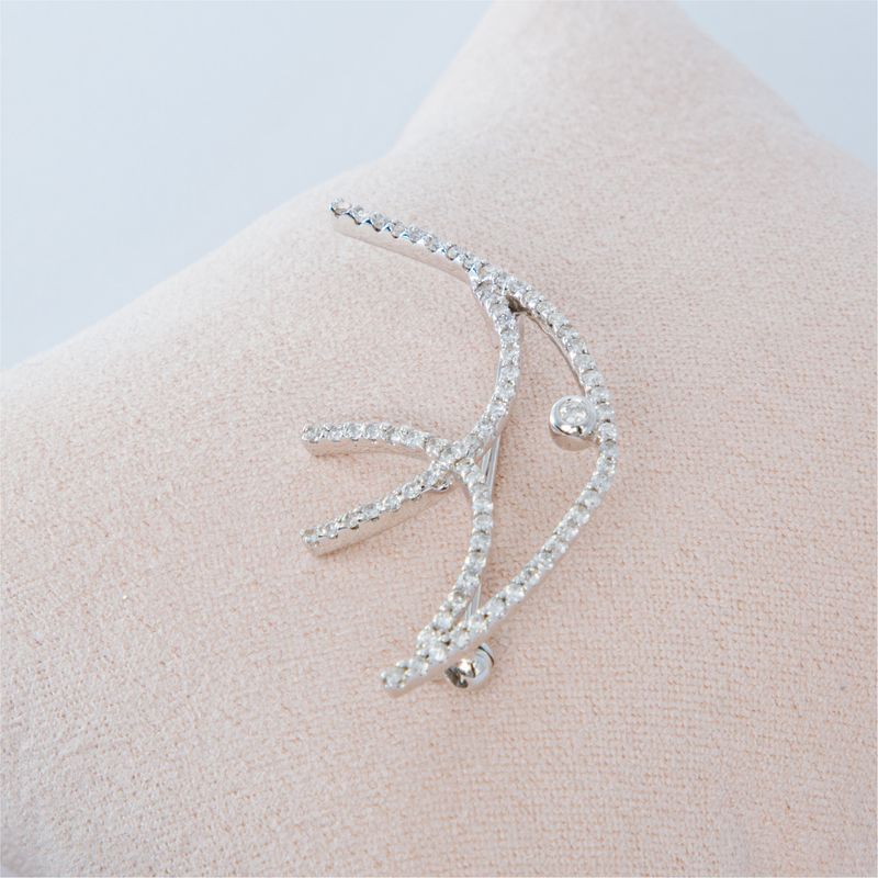 Prendedor Pez Diamantes