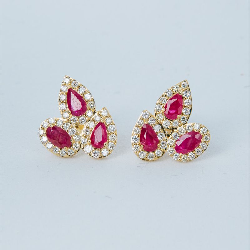 ​Aretes Rubíes y Diamantes