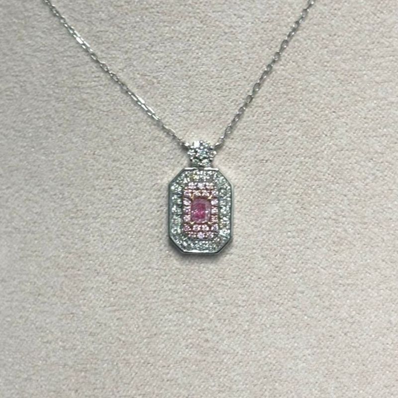 ​Collar Diamantes Rosas y Blancos