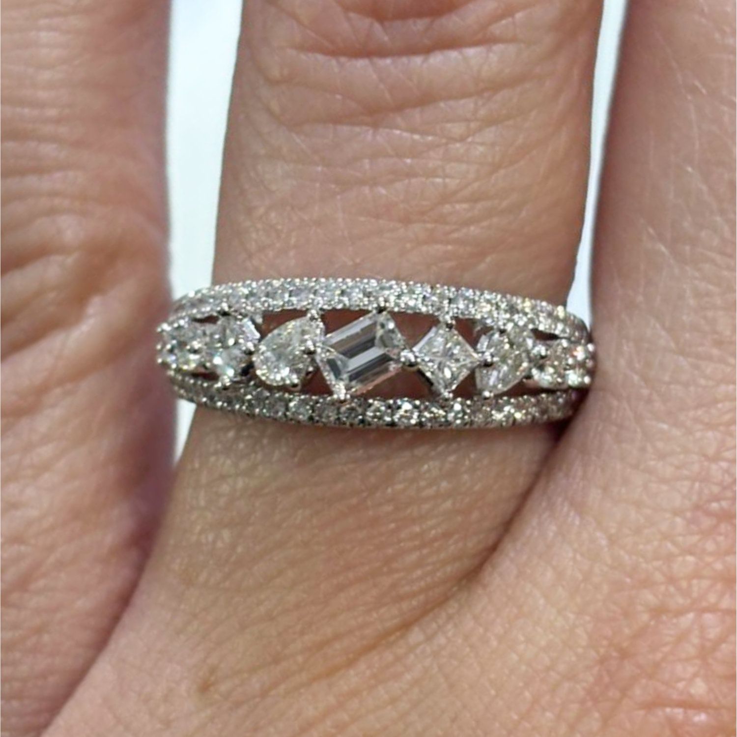 ​Anillo Diamantes