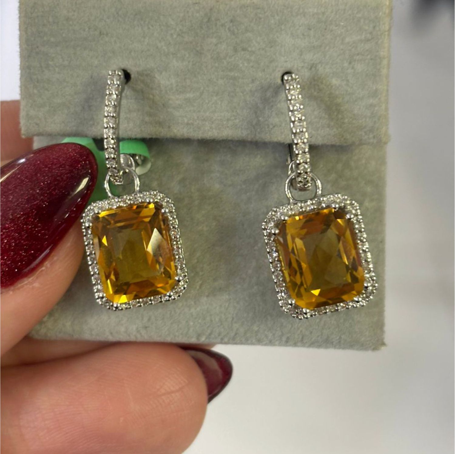 Aretes Citrinas y Diamantes