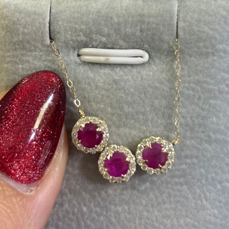 ​Aretes Rubíes y Diamantes