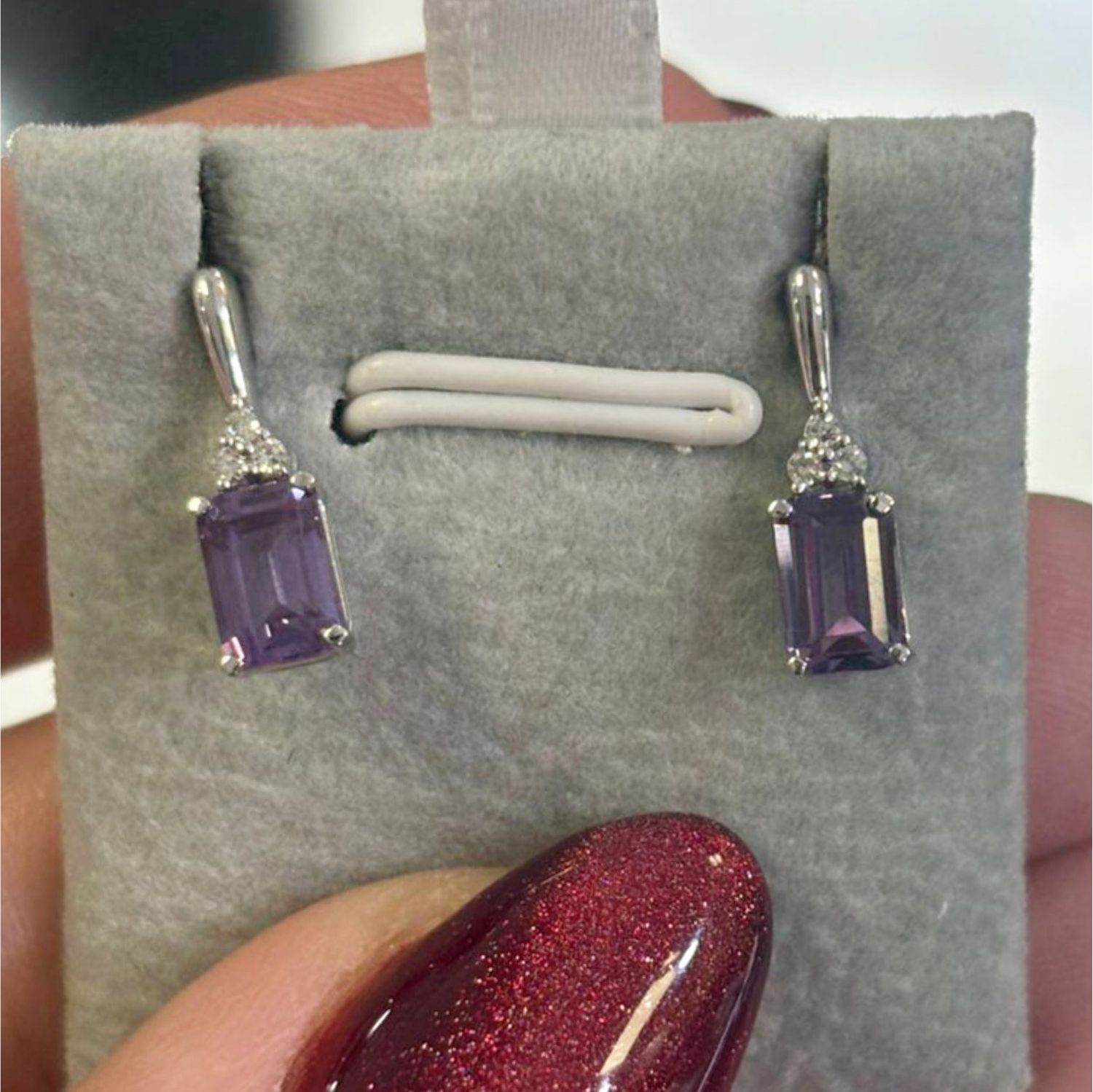 ​Aretes Amatistas y Diamantes