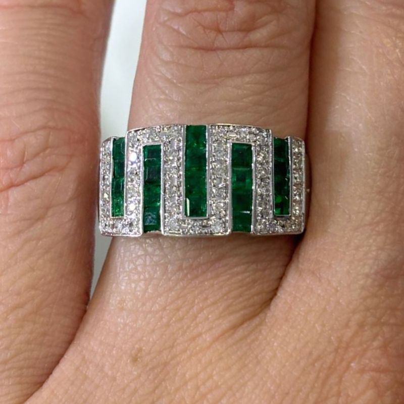 ​Anillo Esmeraldas y Diamantes