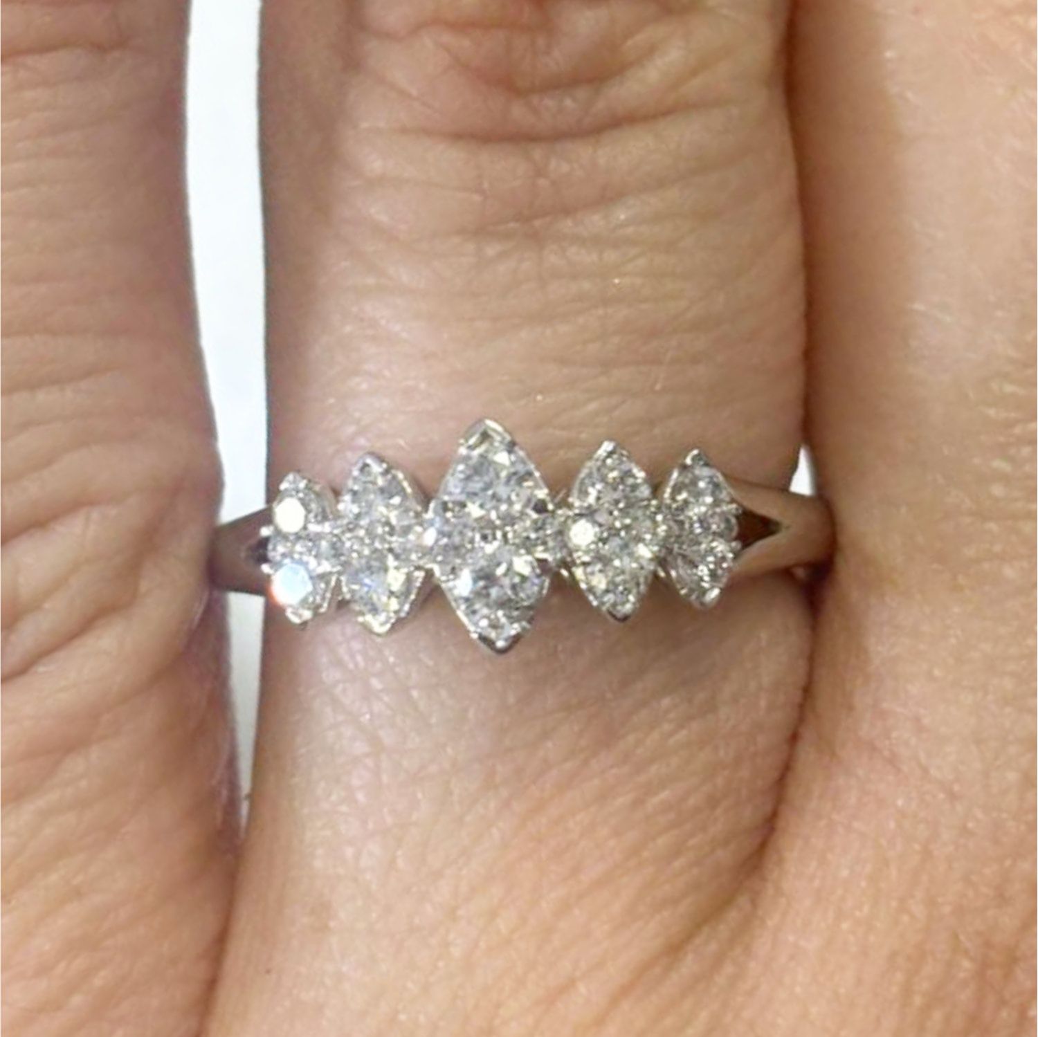 ​​Anillo Diamantes