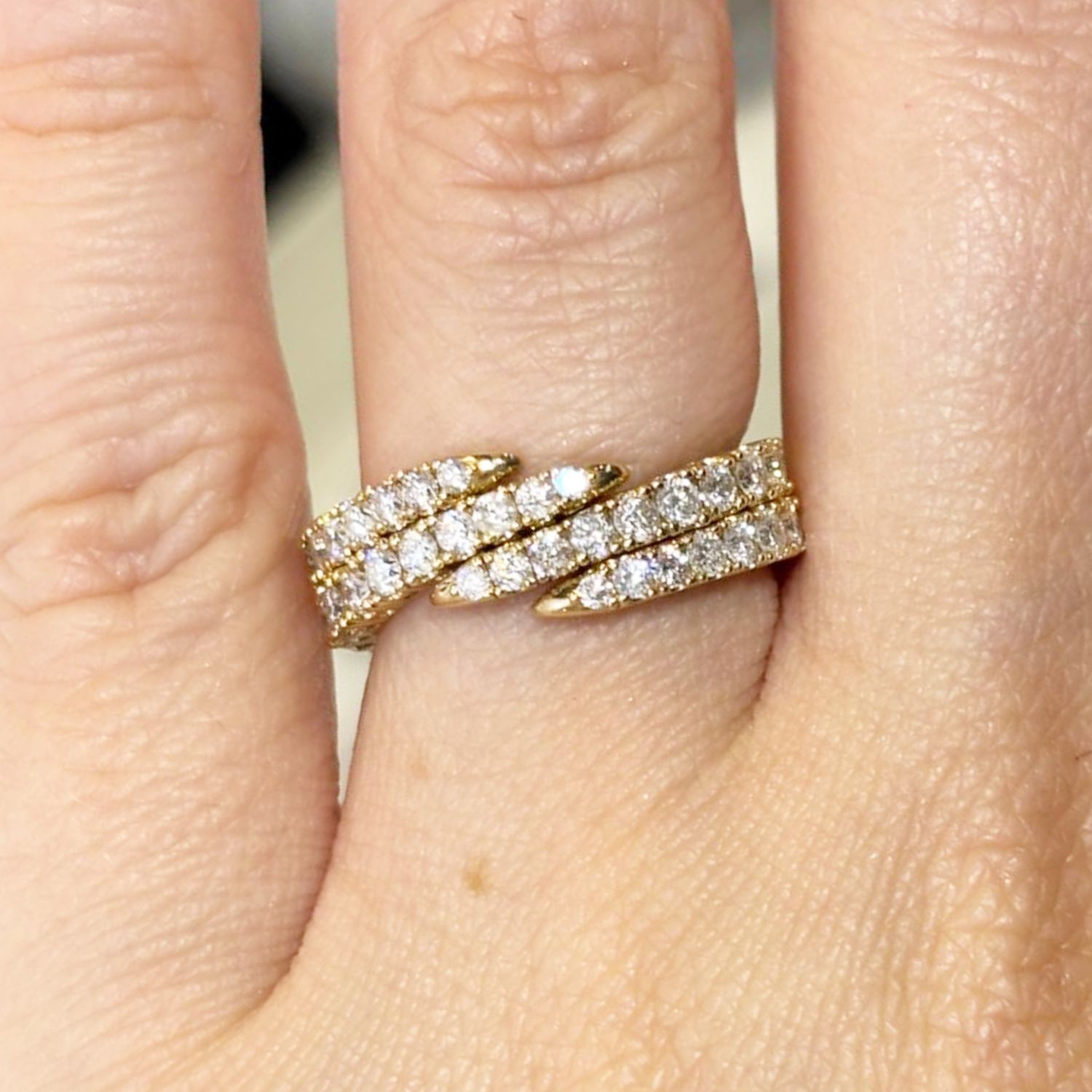 ​Anillo Flexible Diamantes