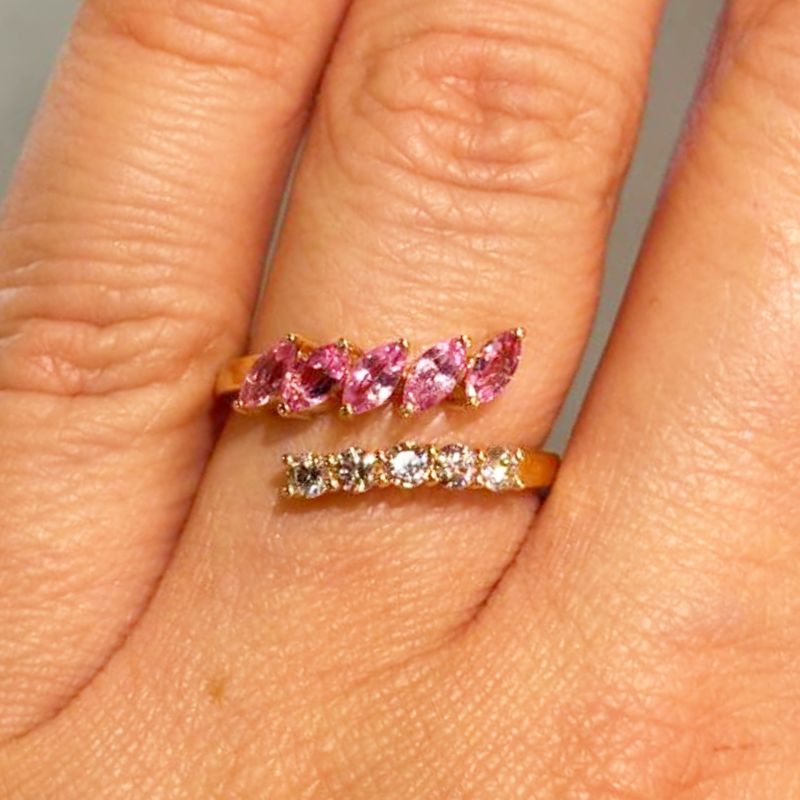 ​Anillo Zafiros Rosas y Diamantes