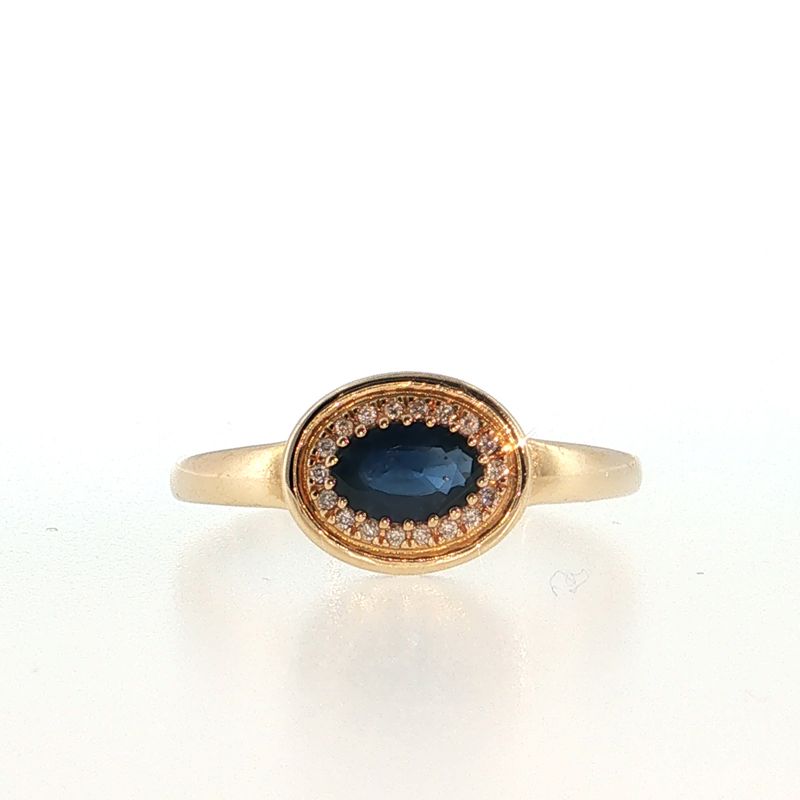 ​Anillo Zafiro y Diamantes