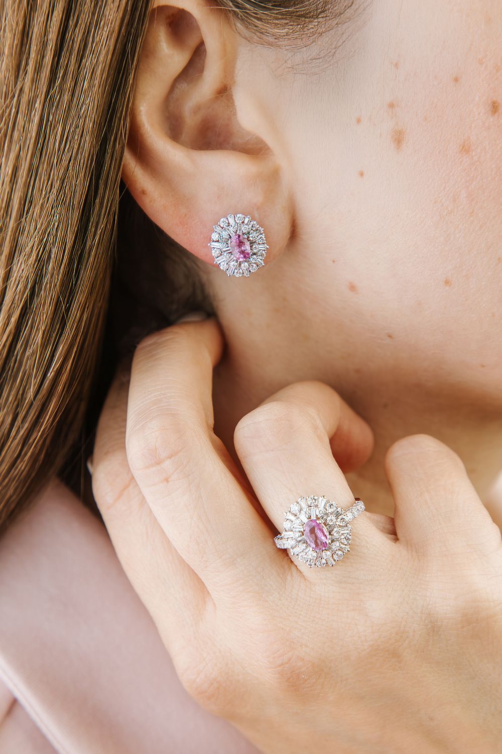 Aretes Zafiros Rosas y Diamantes