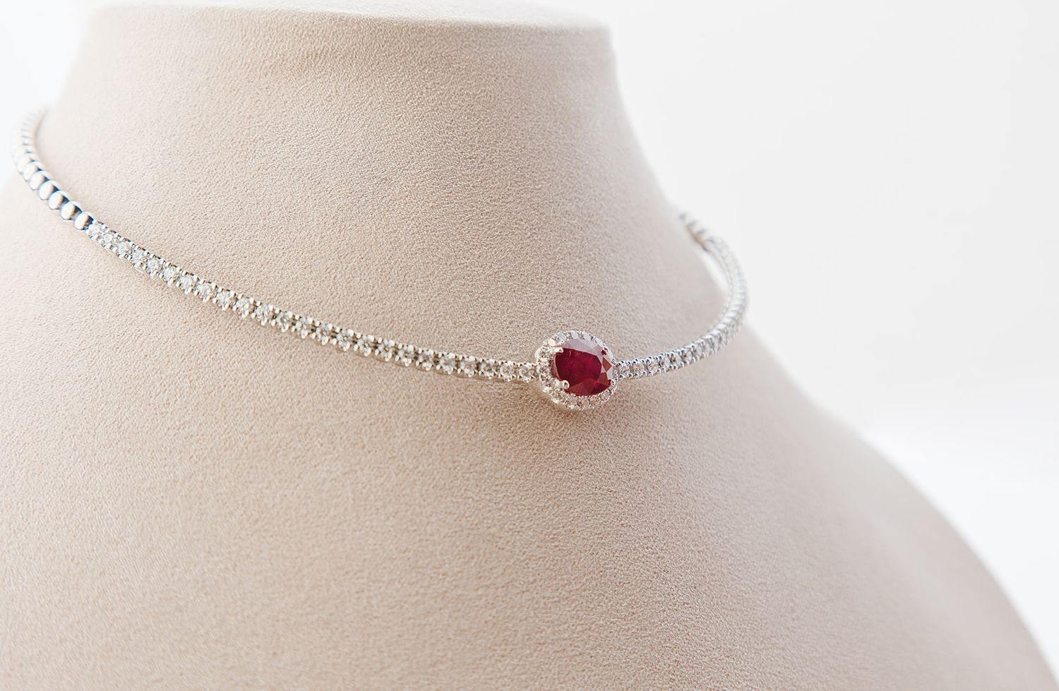 Choker Rubí y Diamantes