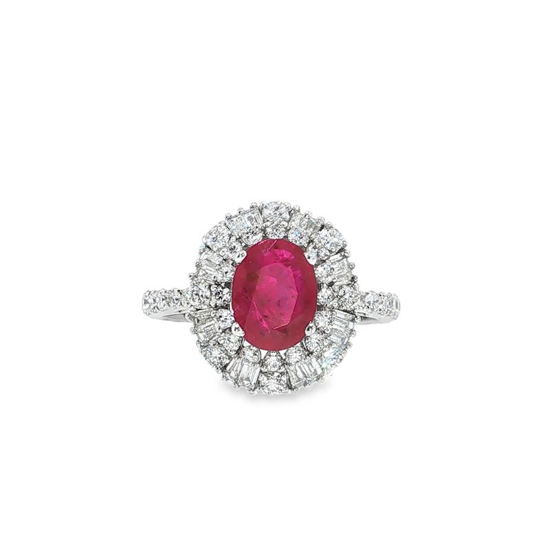 Anillo Rubí y Diamantes
