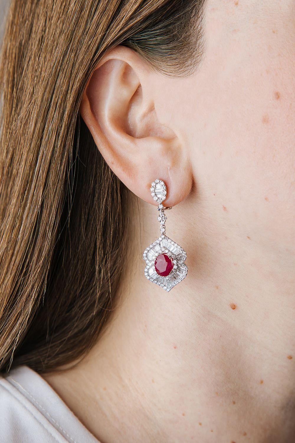 Aretes Largos Rubíes y Diamantes