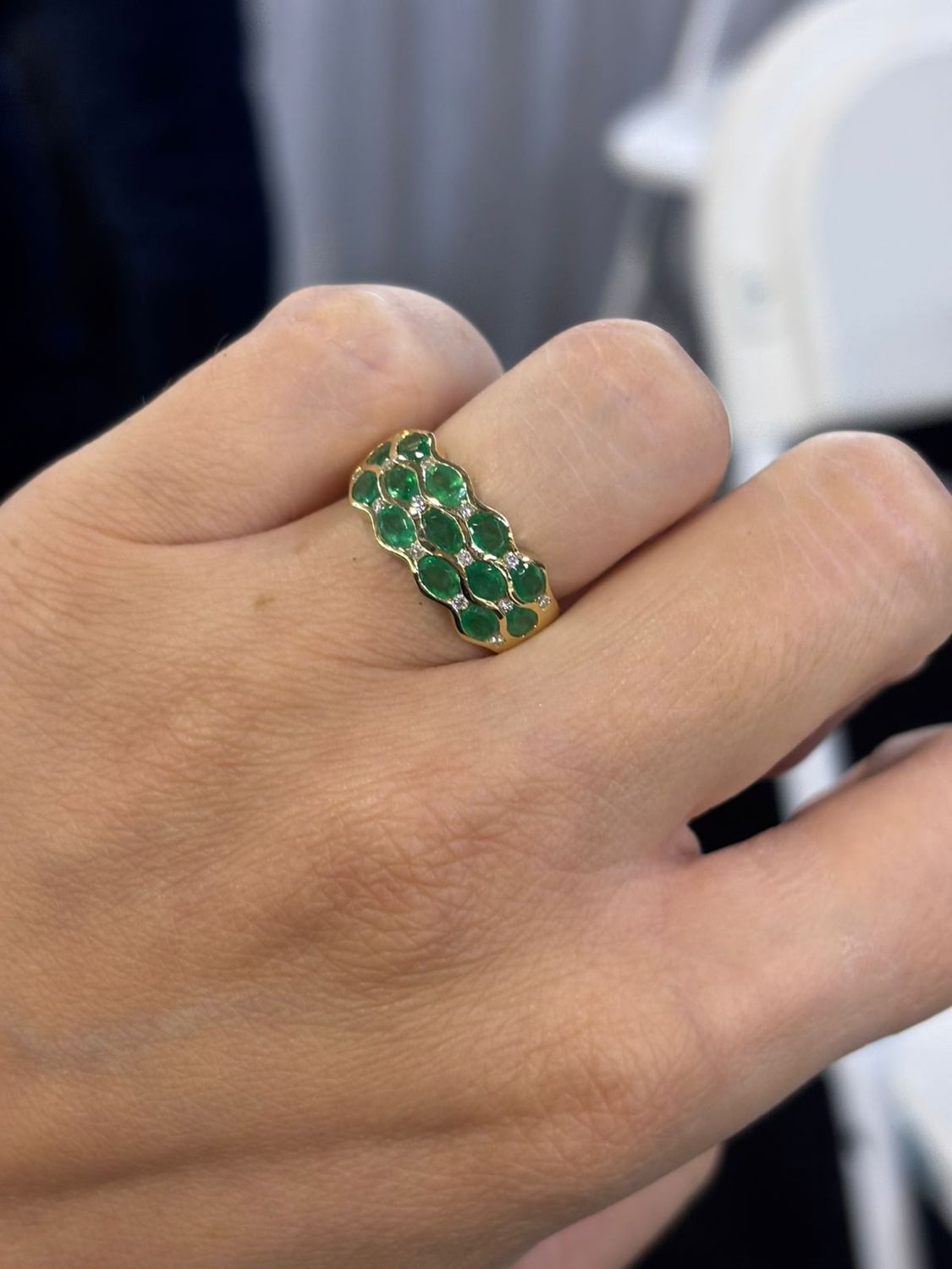 Anillo Esmeraldas
