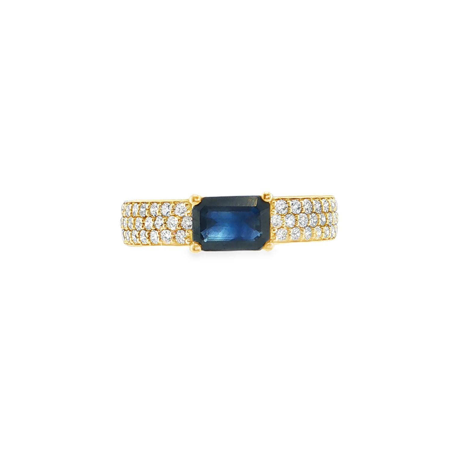 Anillo Zafiro y Diamantes