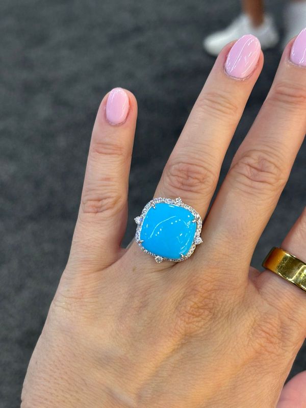 ​Anillo Turquesa y Diamantes