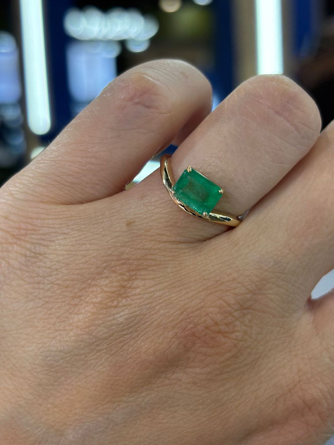 Anillo Esmeralda