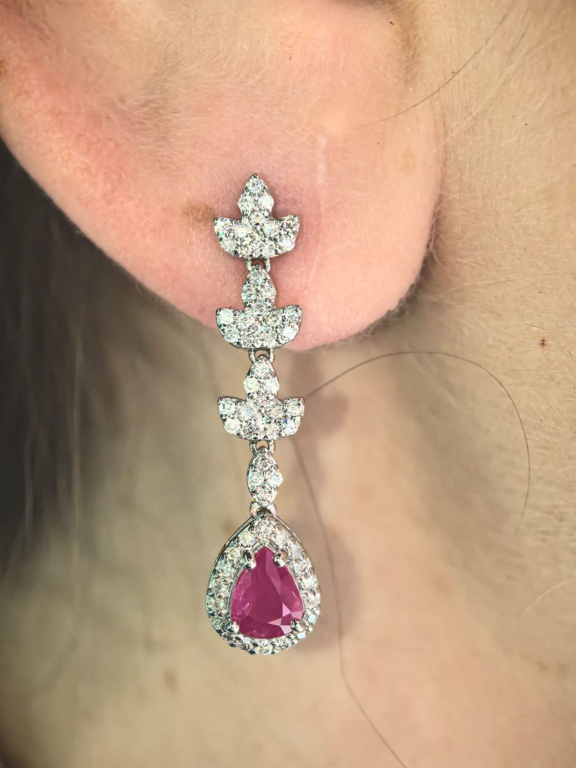 ​Aretes Rubíes y Diamantes