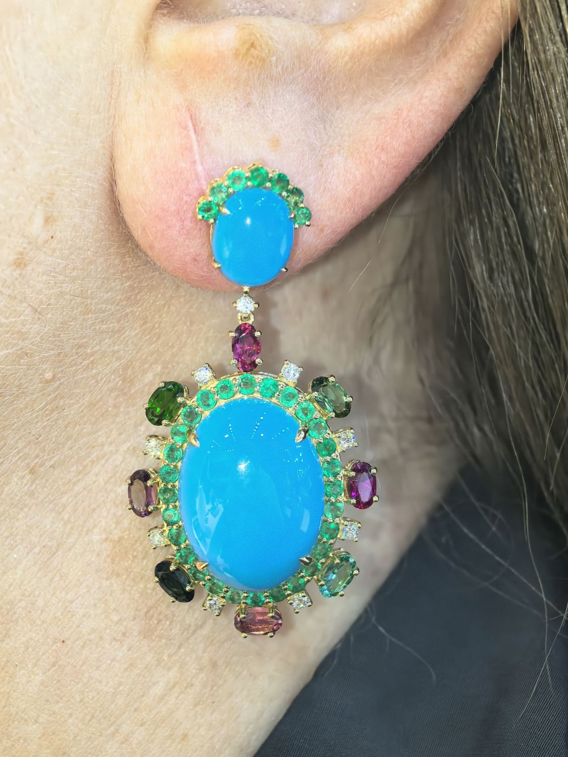 ​Aretes Turquesas, Esmeraldas y Diamantes