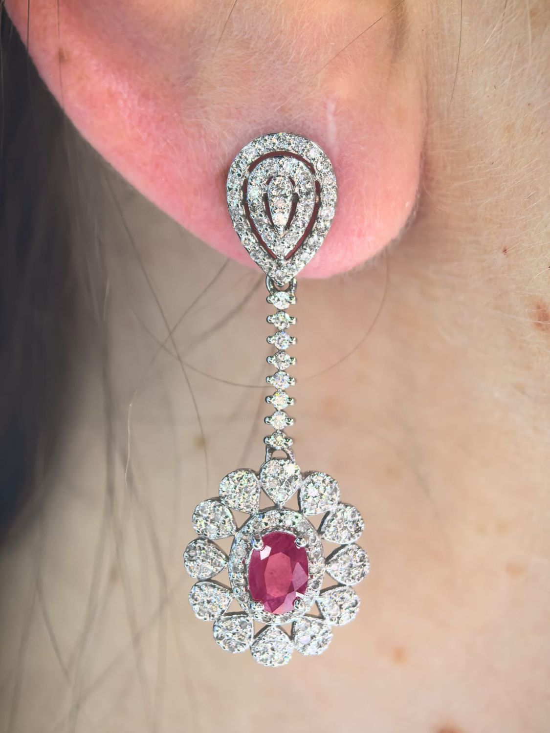 ​Aretes Rubíes y Diamantes