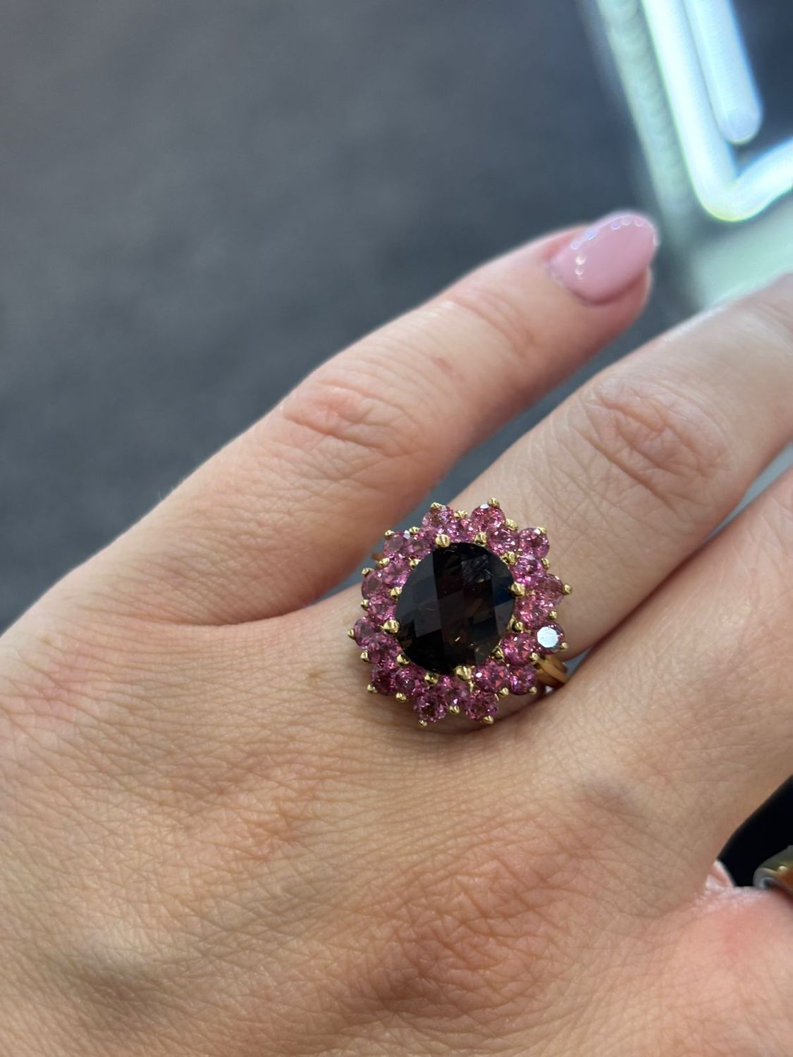 ​Anillo Cuarzo Ahumado y Turmalinas Rosas